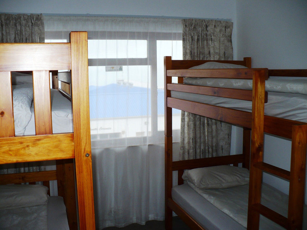 Backpacker Apartments プレッテンバーグ・ベイ エクステリア 写真