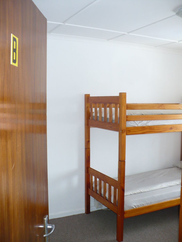 Backpacker Apartments プレッテンバーグ・ベイ エクステリア 写真