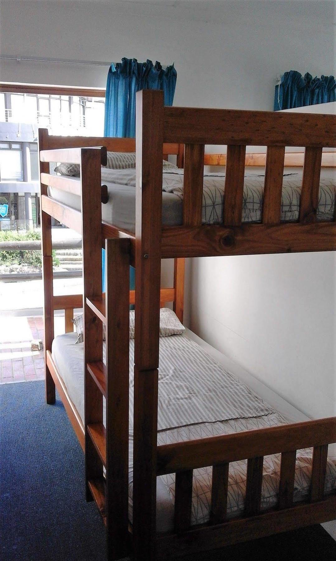 Backpacker Apartments プレッテンバーグ・ベイ エクステリア 写真
